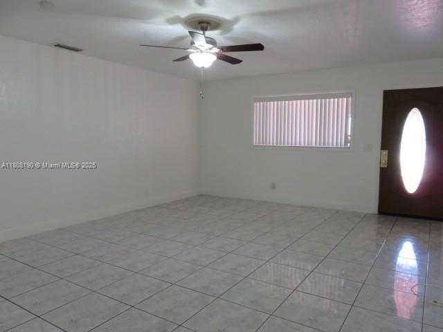 Small Image of 435 EAST 52ND ST, Hialeah Number 6