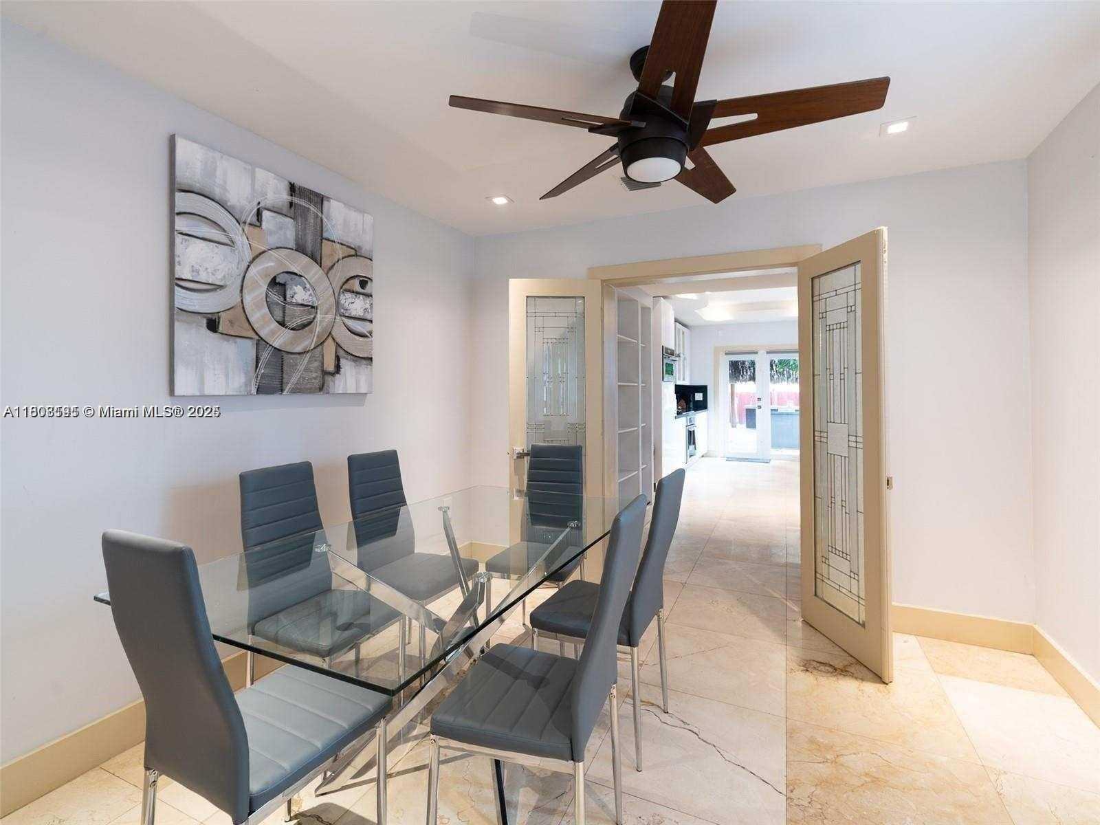 Small Image of 1606 WILEY ST, Hollywood Number 14