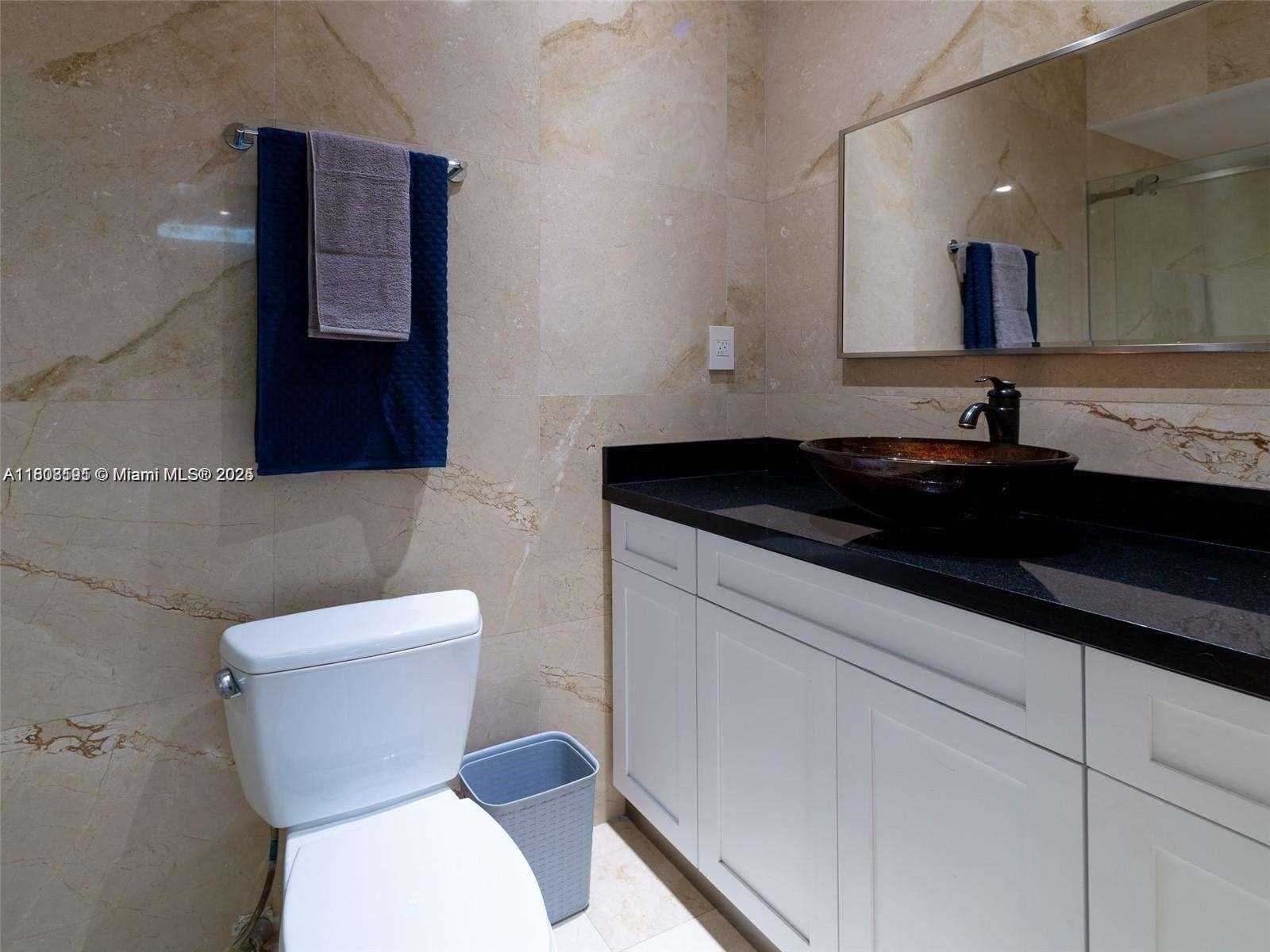 Small Image of 1606 WILEY ST, Hollywood Number 19