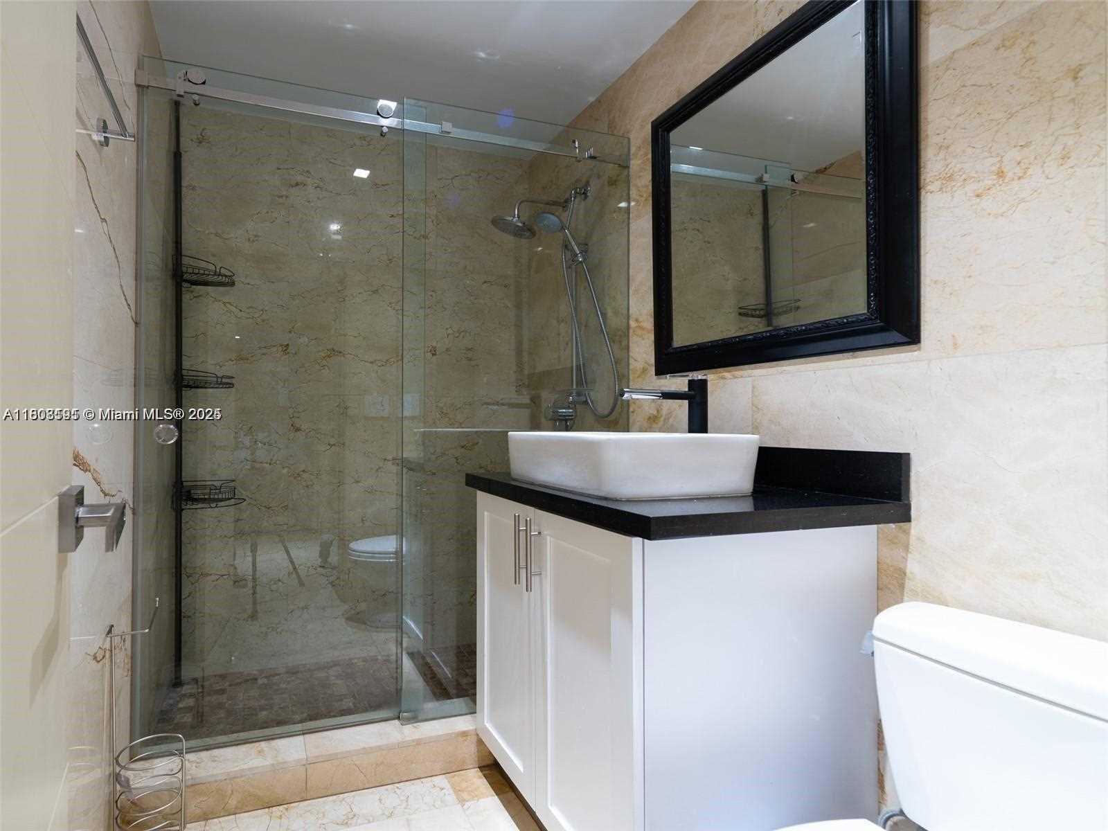 Small Image of 1606 WILEY ST, Hollywood Number 7