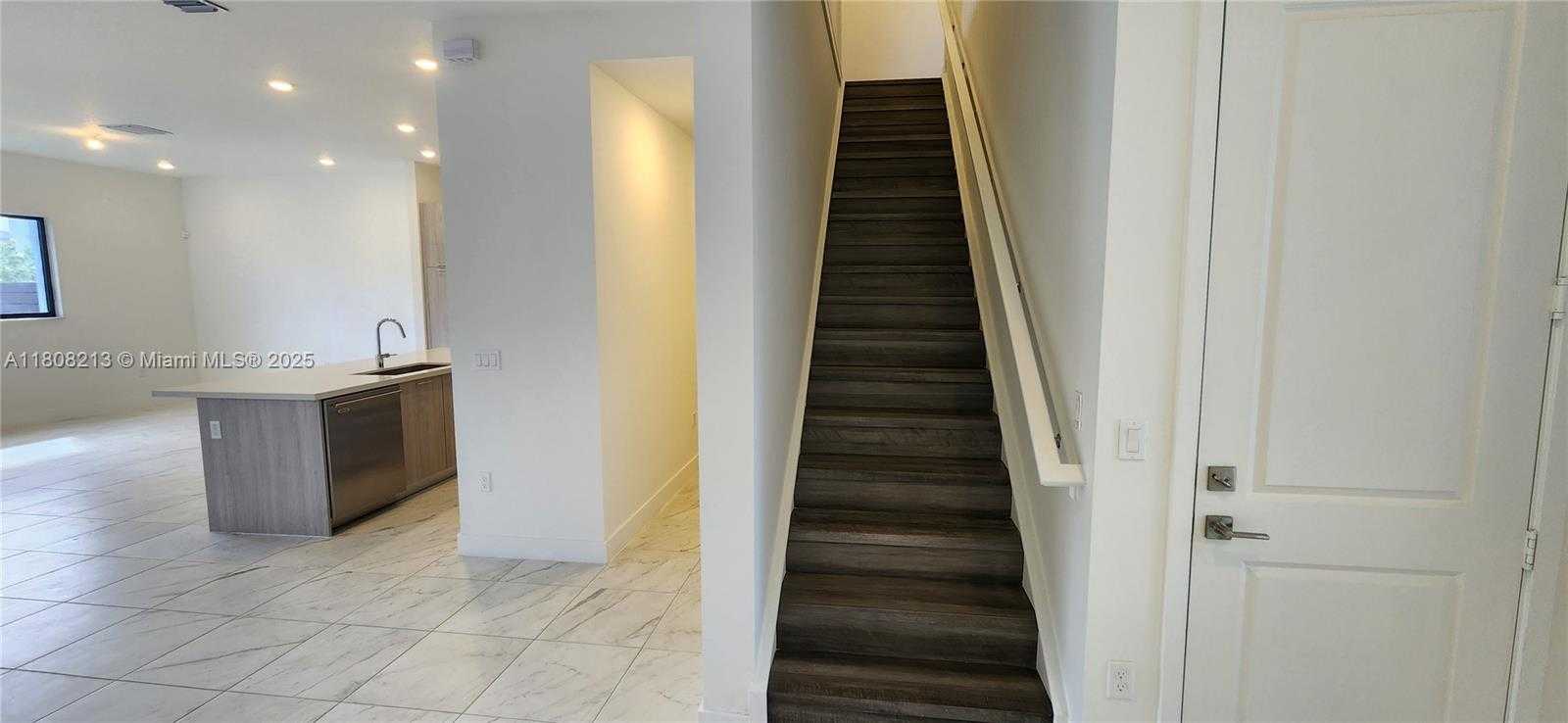Small Image of 8314 SOUTH WEST 120TH TERRACE, Miami Number 6