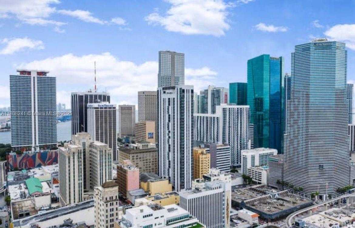 Small Image of 151 SOUTH EAST 1ST ST #2509, Miami Number 4