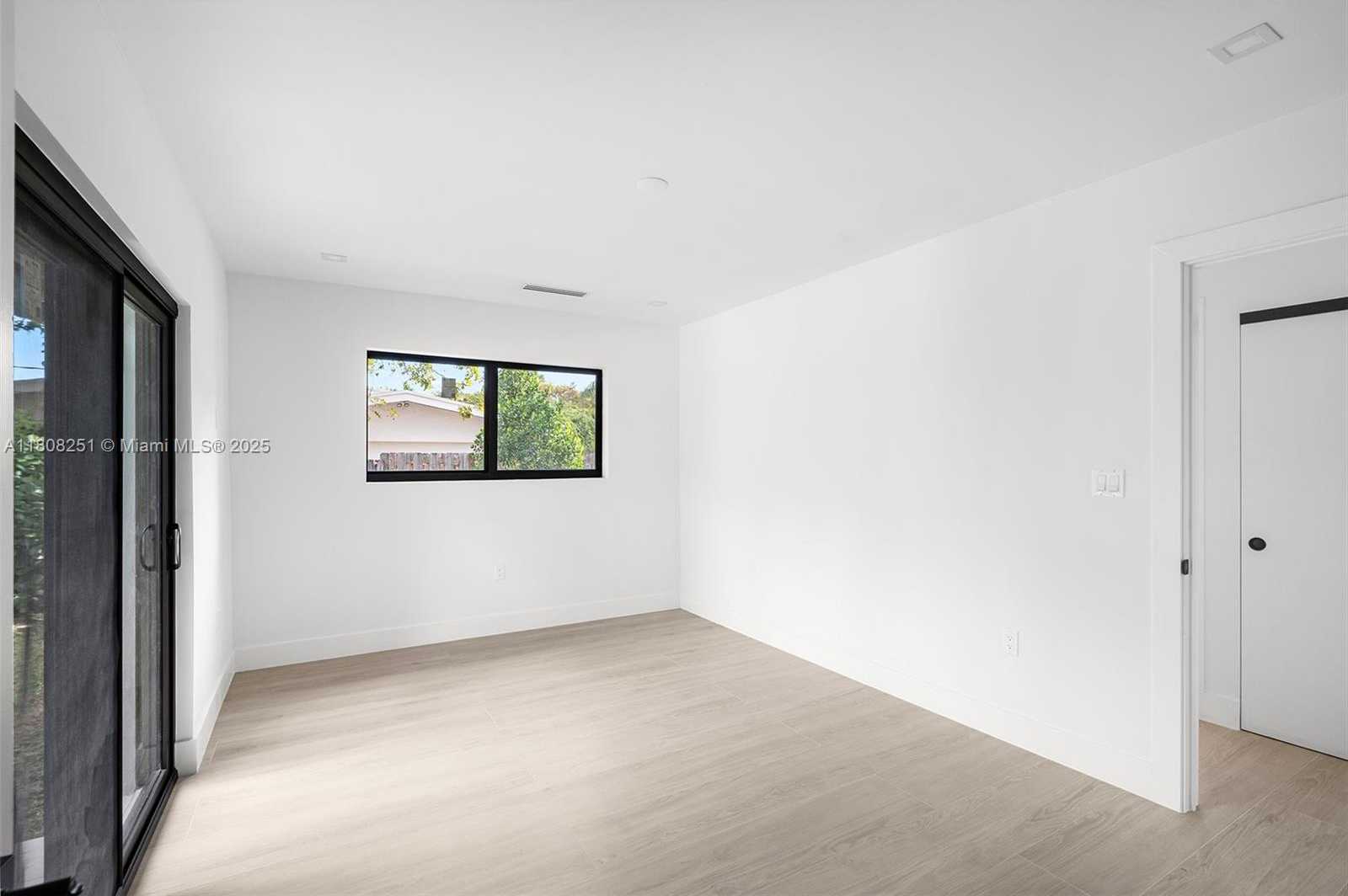 Small Image of 7445 SOUTH WEST 128TH ST, Pinecrest Number 55