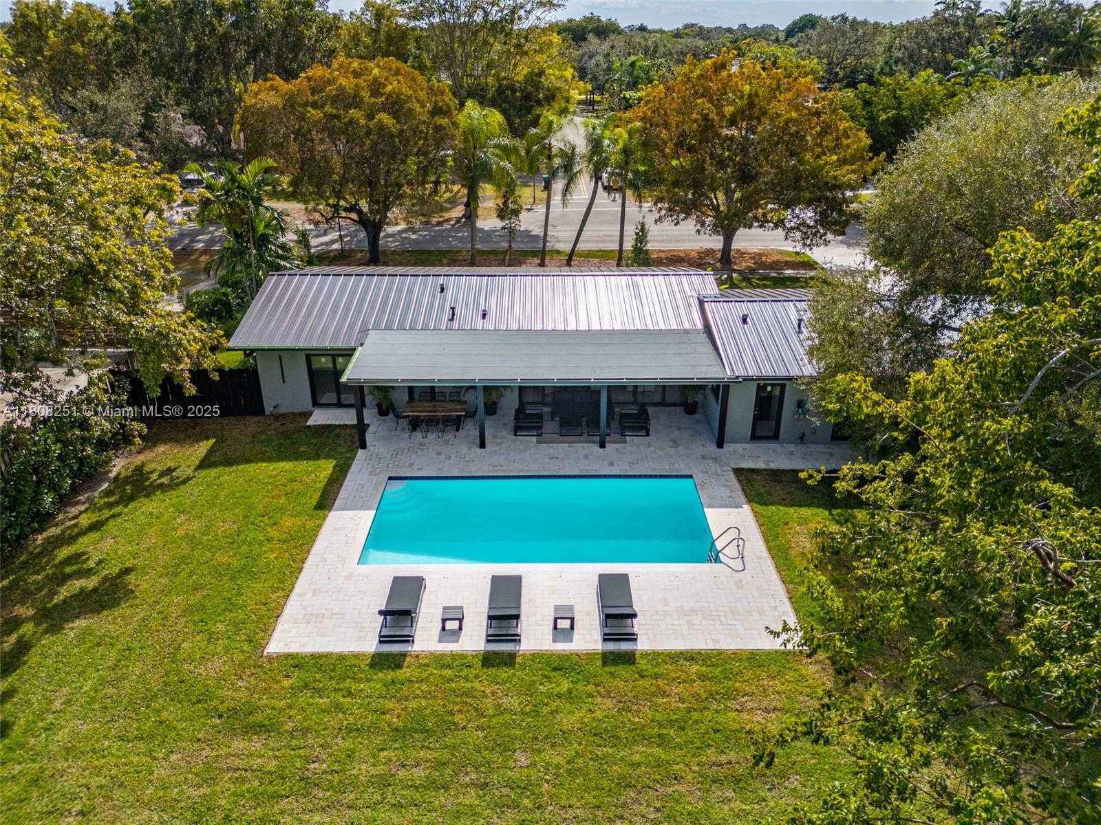 Small Image of 7445 SOUTH WEST 128TH ST, Pinecrest Number 9