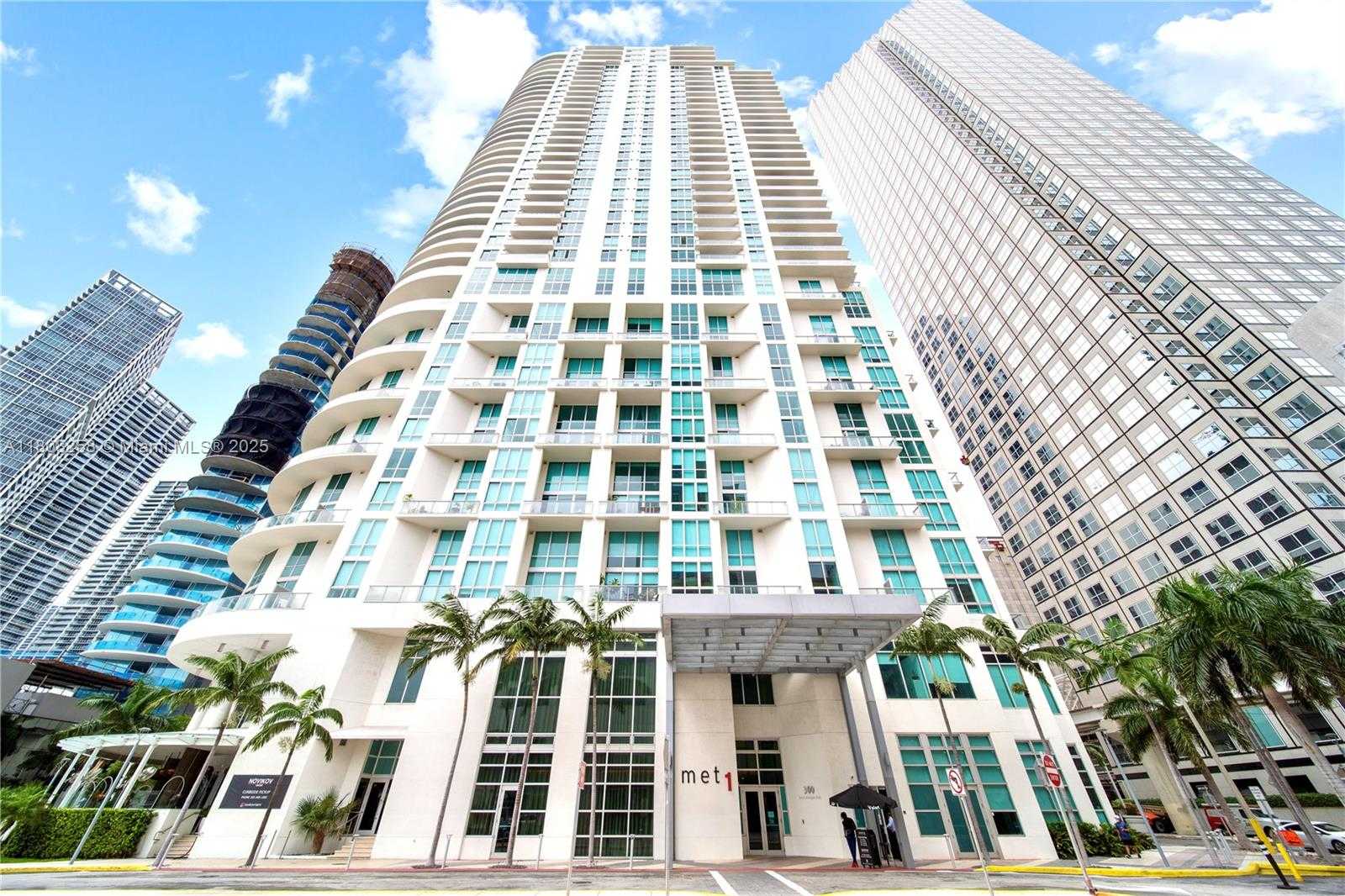 Small Image of 300 SOUTH BISCAYNE BLVD #T-3605, Miami Number 17