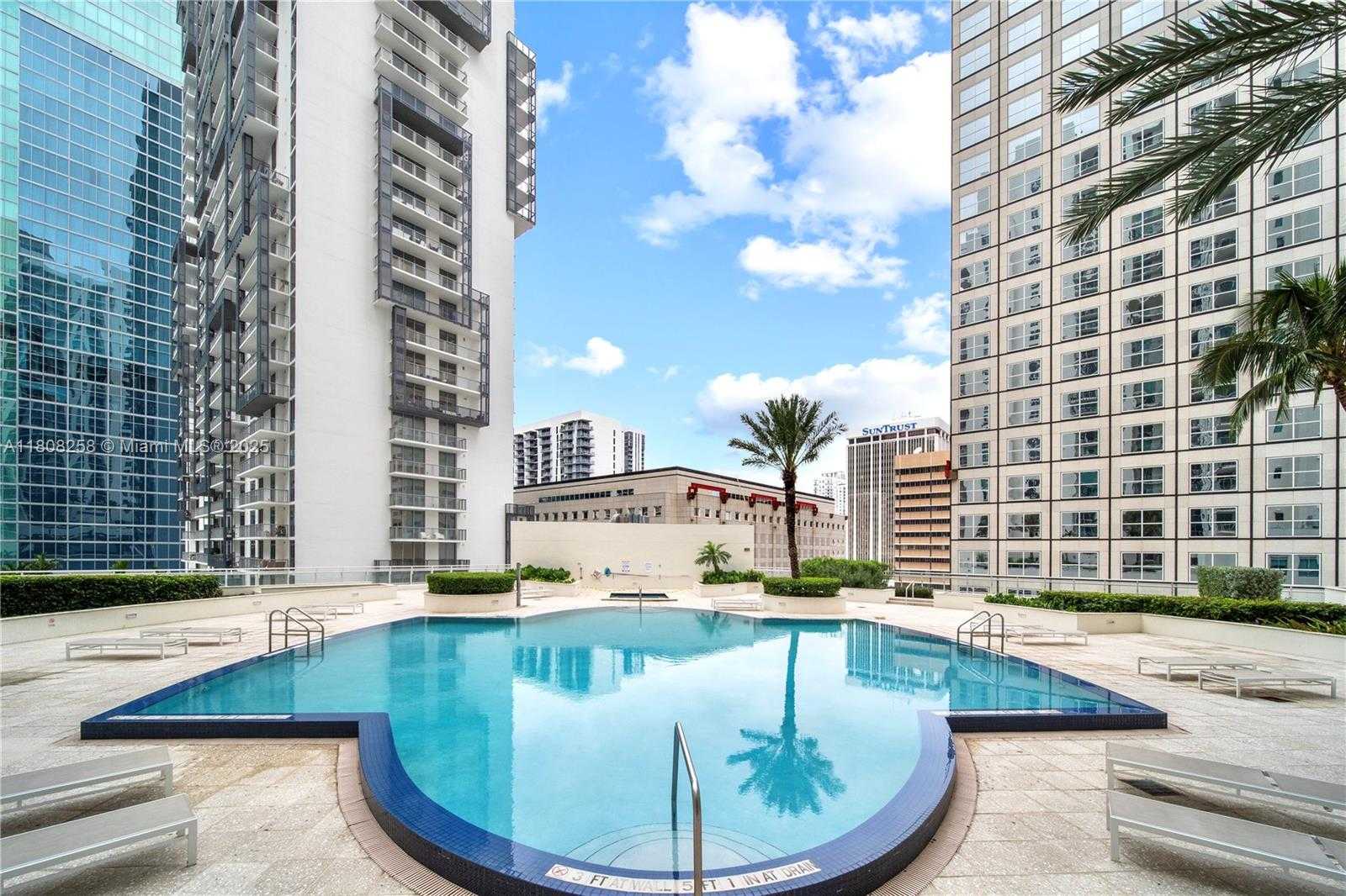 Small Image of 300 SOUTH BISCAYNE BLVD #T-3605, Miami Number 26