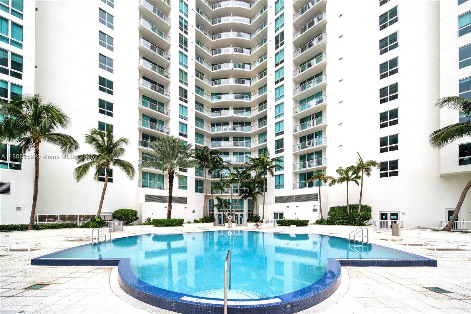Small Image of 300 SOUTH BISCAYNE BLVD #T-3605, Miami Number 28