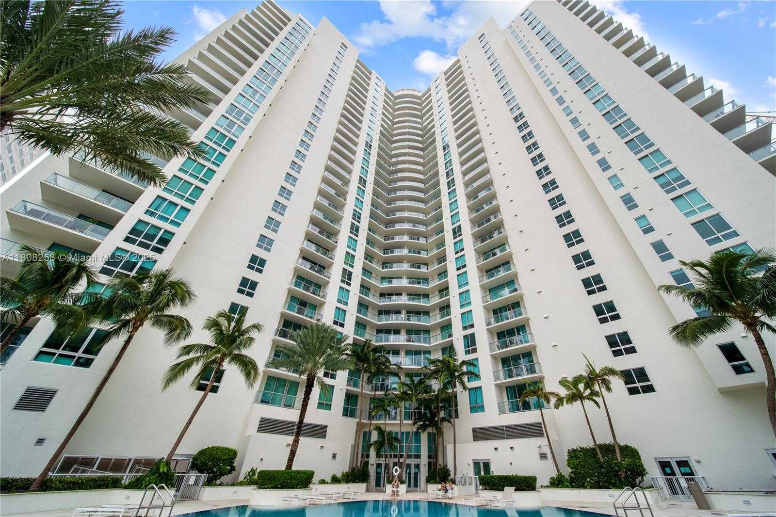 Small Image of 300 SOUTH BISCAYNE BLVD #T-3605, Miami Number 29