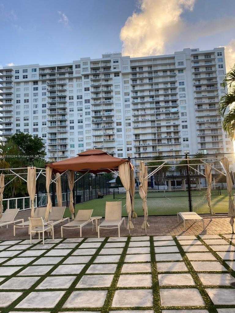 Small Image of 2851 NORTH EAST 183RD ST #615E, Aventura Number 6