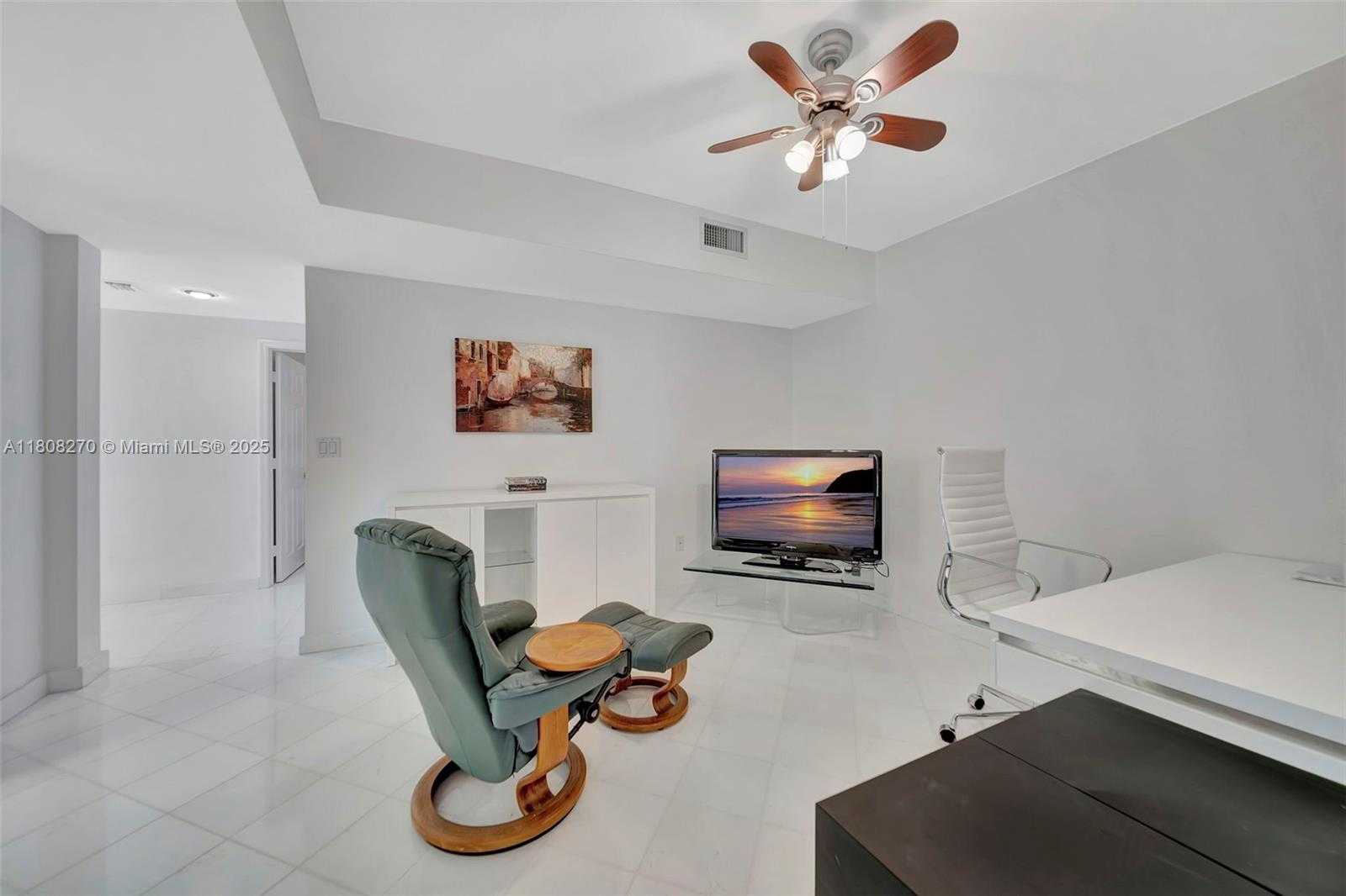 Small Image of 6001 NORTH OCEAN DR #1001, Hollywood Number 16