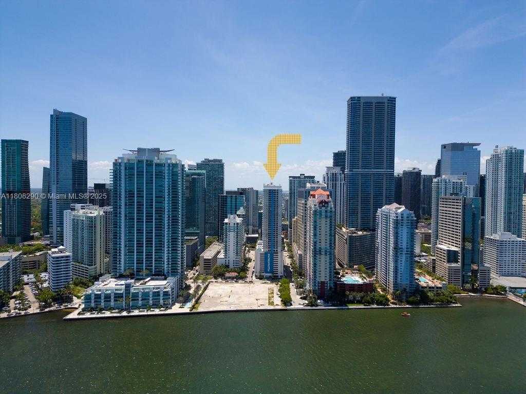 Small Image of 1200 BRICKELL BAY DR #2806, Miami Number 2