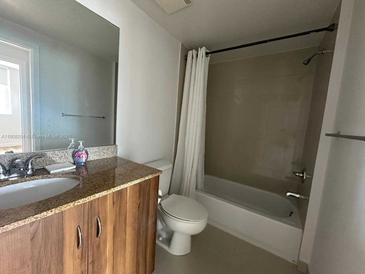 Small Image of 601 NORTH EAST 23RD ST #PH02, Miami Number 12