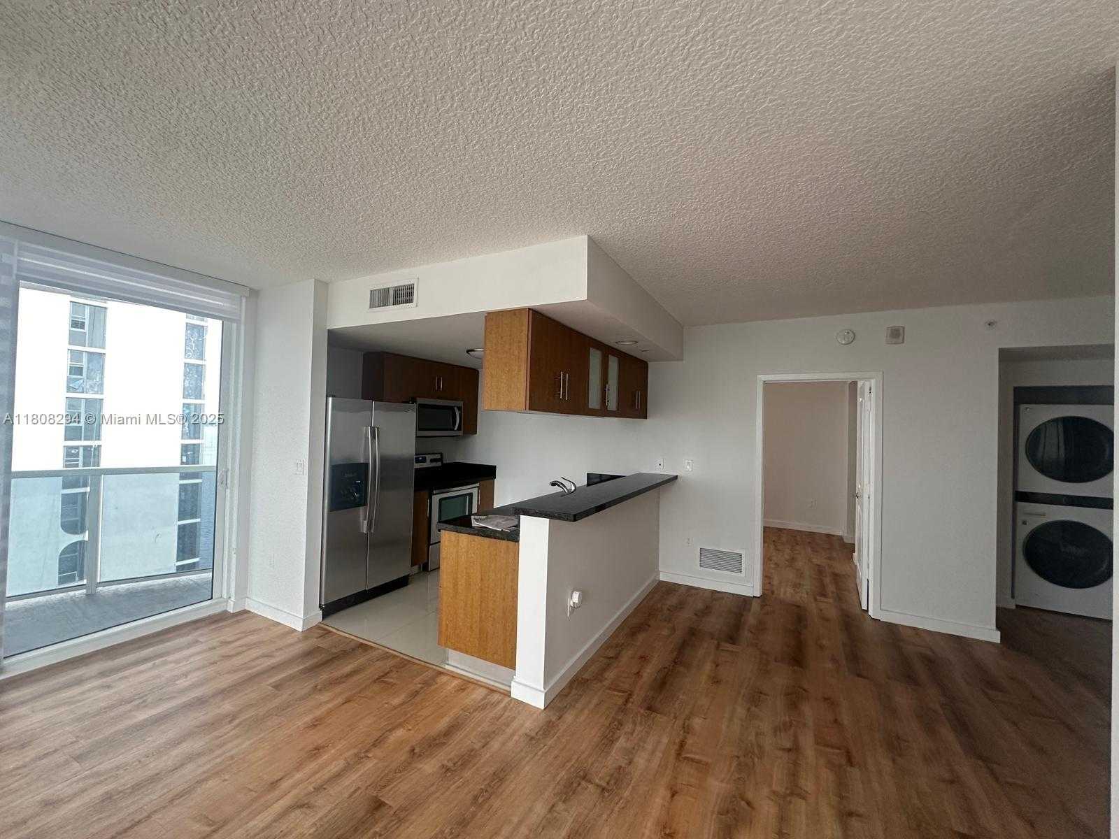Small Image of 601 NORTH EAST 23RD ST #PH02, Miami Number 6