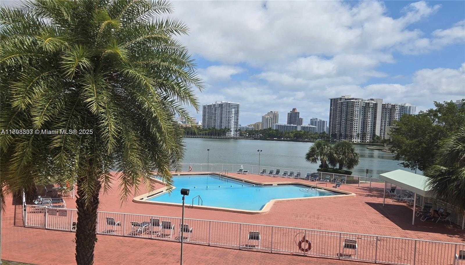 Small Image of 2905 POINT EAST DR #L608, Aventura Number 16