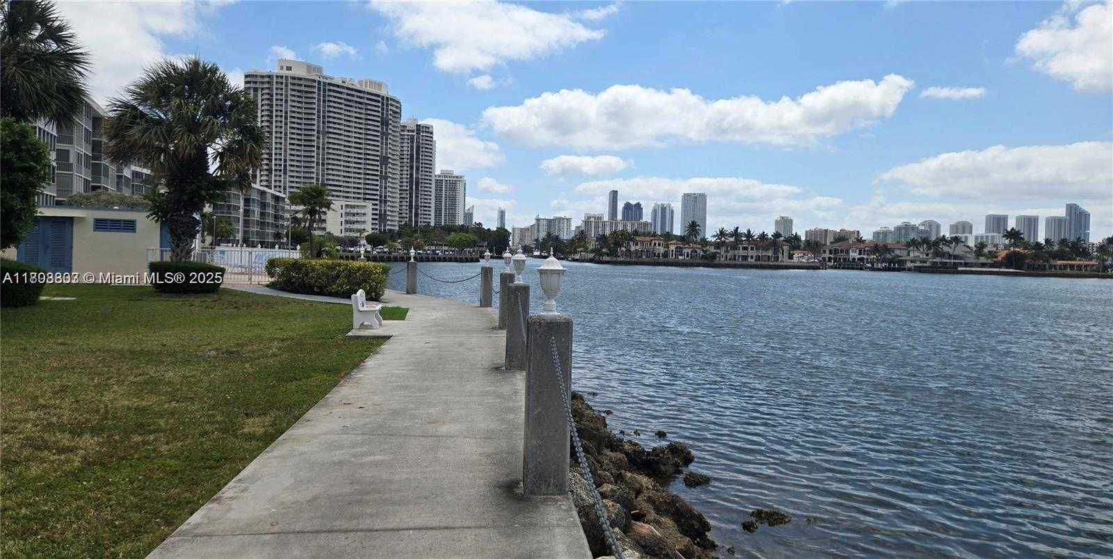 Small Image of 2905 POINT EAST DR #L608, Aventura Number 2