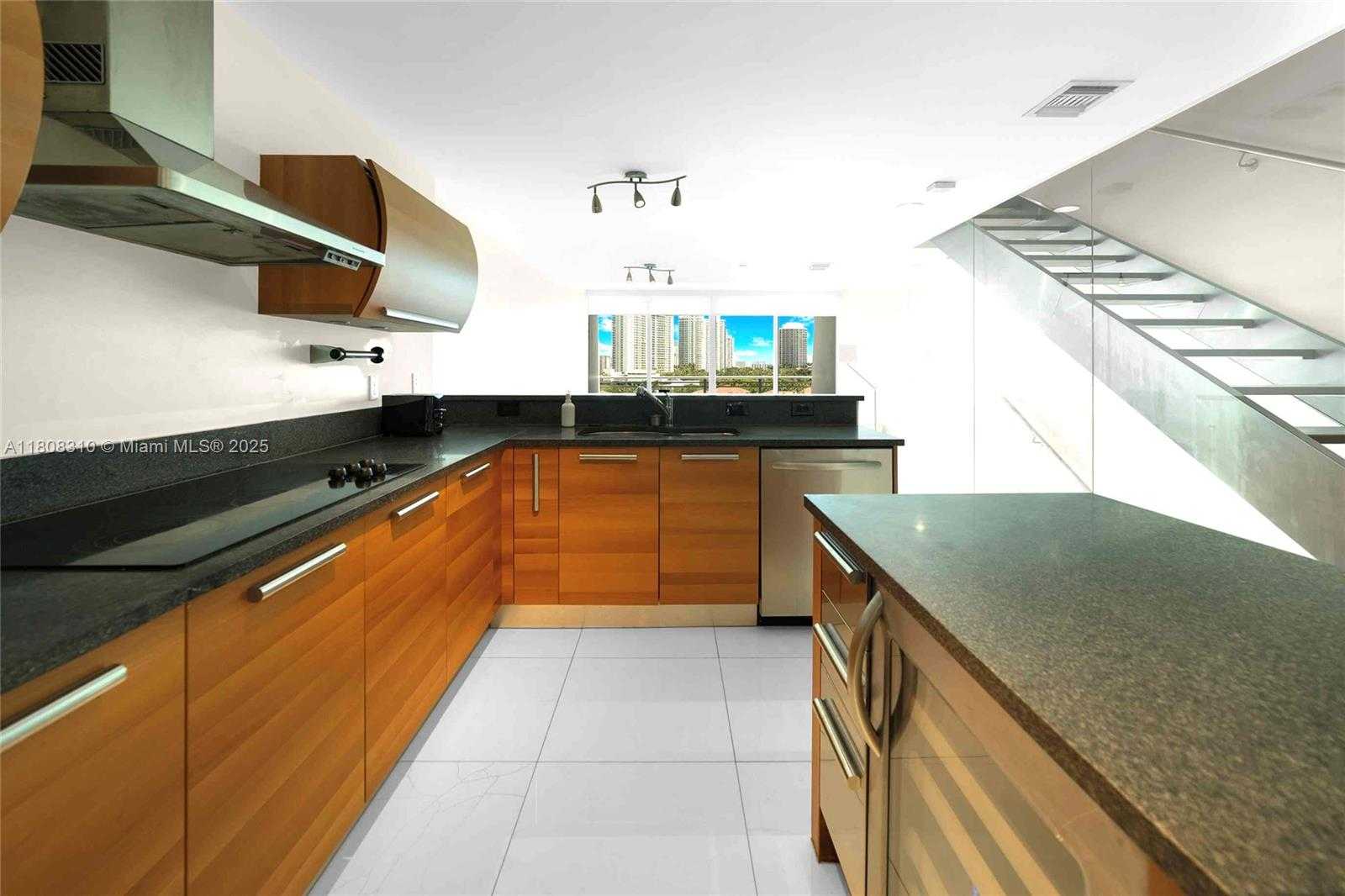 Small Image of 2950 NORTH EAST 188TH ST #545, Aventura Number 5