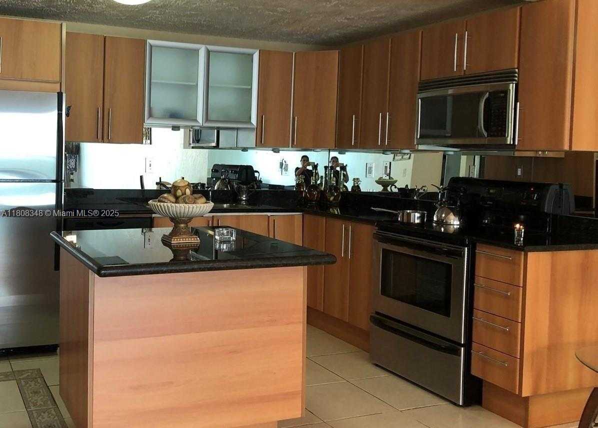 Small Image of 19390 COLLINS AVE #1124, Sunny Isles Beach Number 6