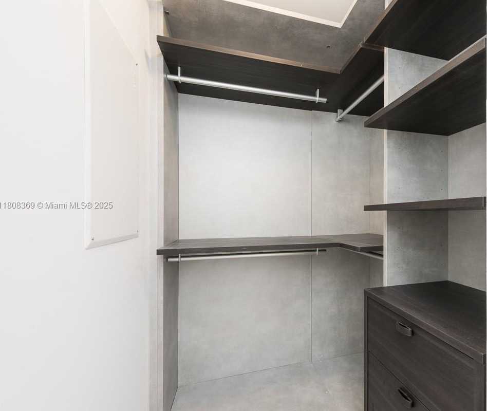 Small Image of 45 SOUTH WEST 9TH STREET #4105, Miami Number 18