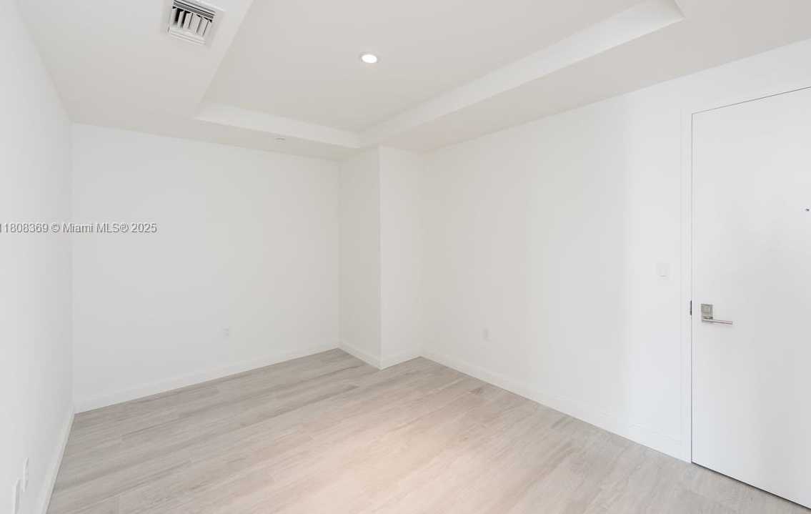 Small Image of 45 SOUTH WEST 9TH STREET #4105, Miami Number 20