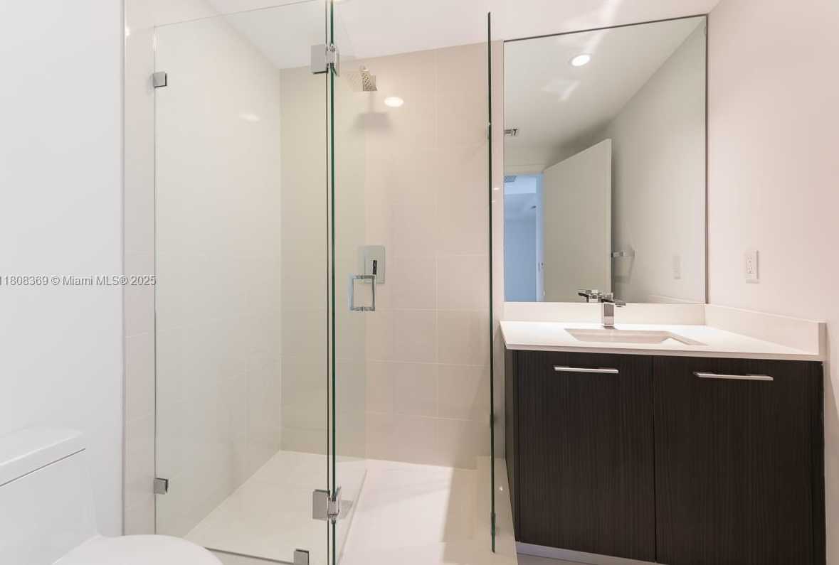 Small Image of 45 SOUTH WEST 9TH STREET #4105, Miami Number 22