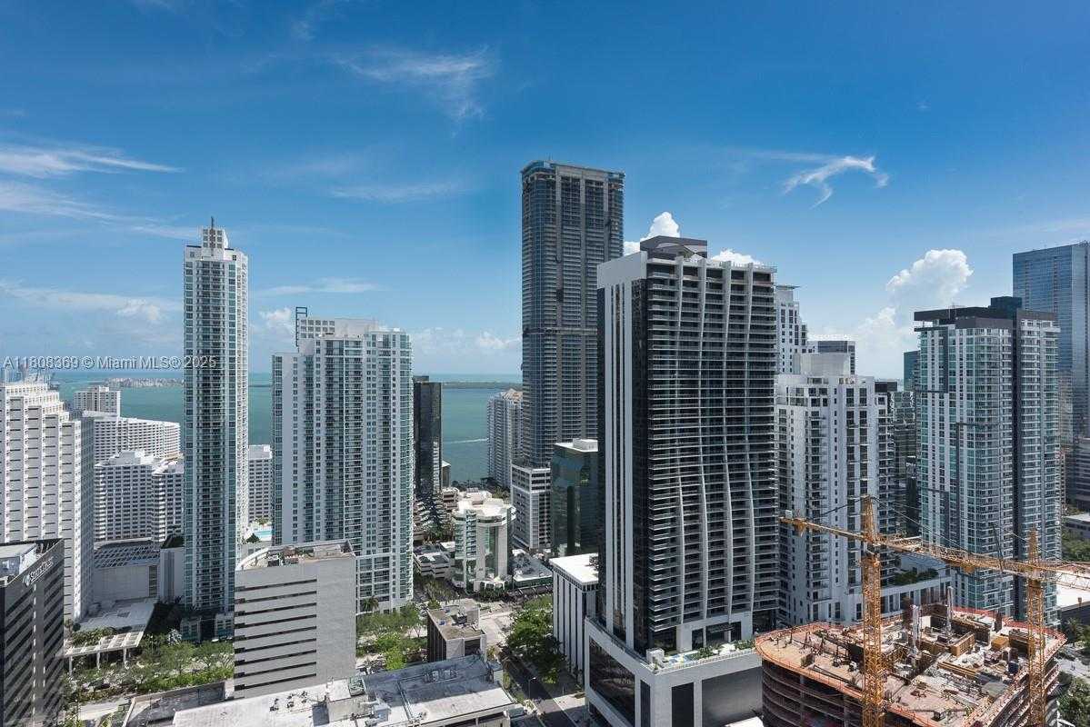 Small Image of 45 SOUTH WEST 9TH STREET #4105, Miami Number 3