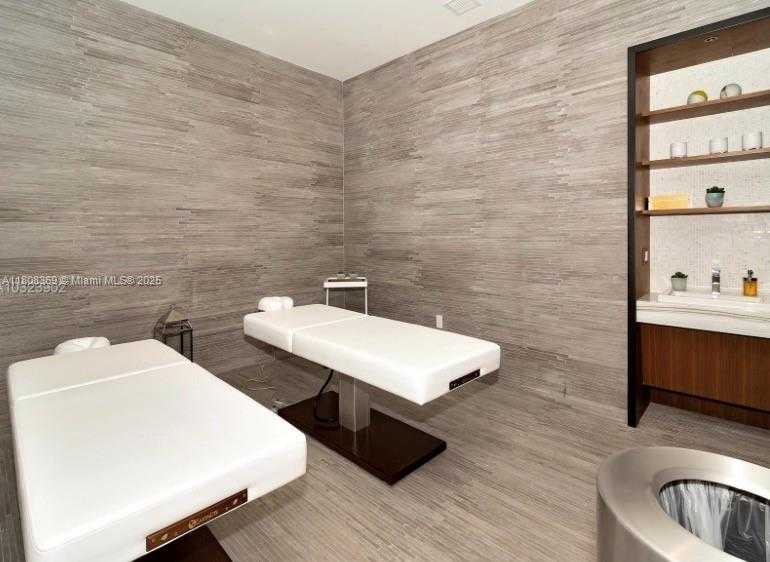 Small Image of 45 SOUTH WEST 9TH STREET #4105, Miami Number 53