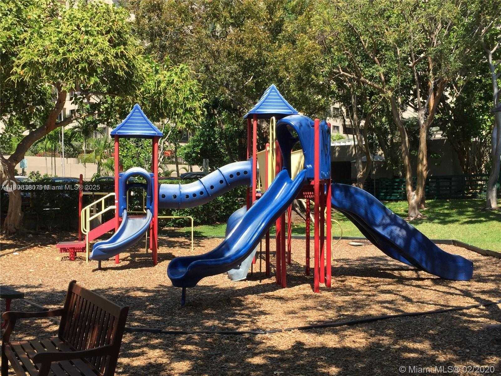 Small Image of 121 CRANDON BLVD #252, Key Biscayne Number 8
