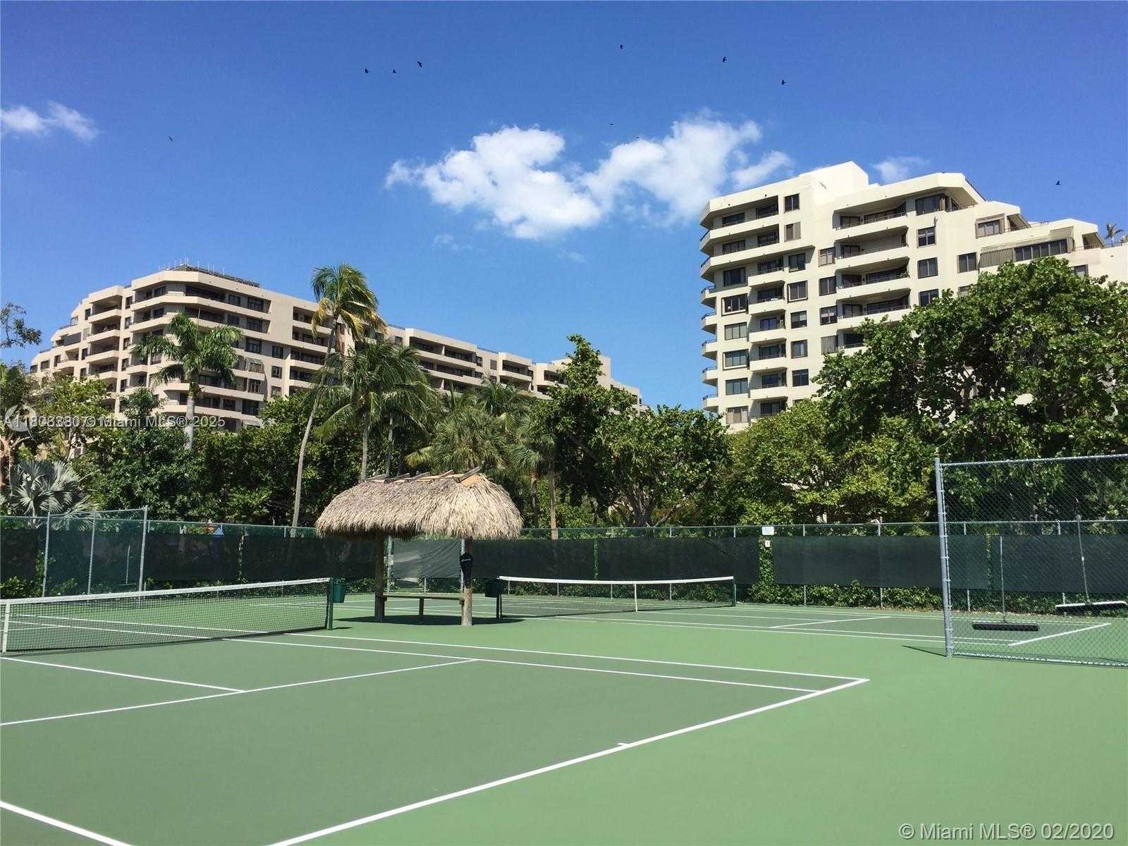 Small Image of 121 CRANDON BLVD #252, Key Biscayne Number 9