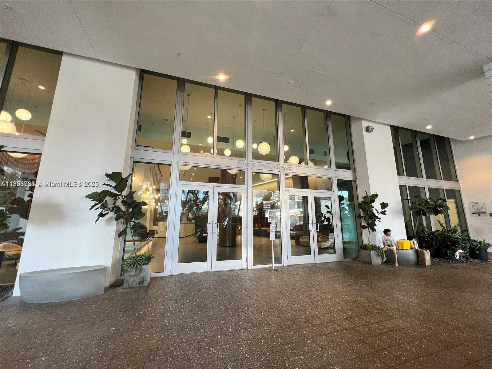 Small Image of 350 SOUTH MIAMI AVE #1907, Miami Number 4