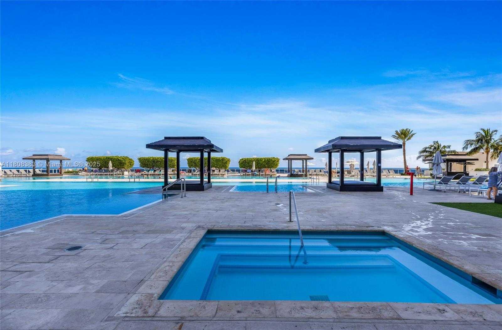 Small Image of 1830 SOUTH OCEAN DR #1807, Hallandale Beach Number 16