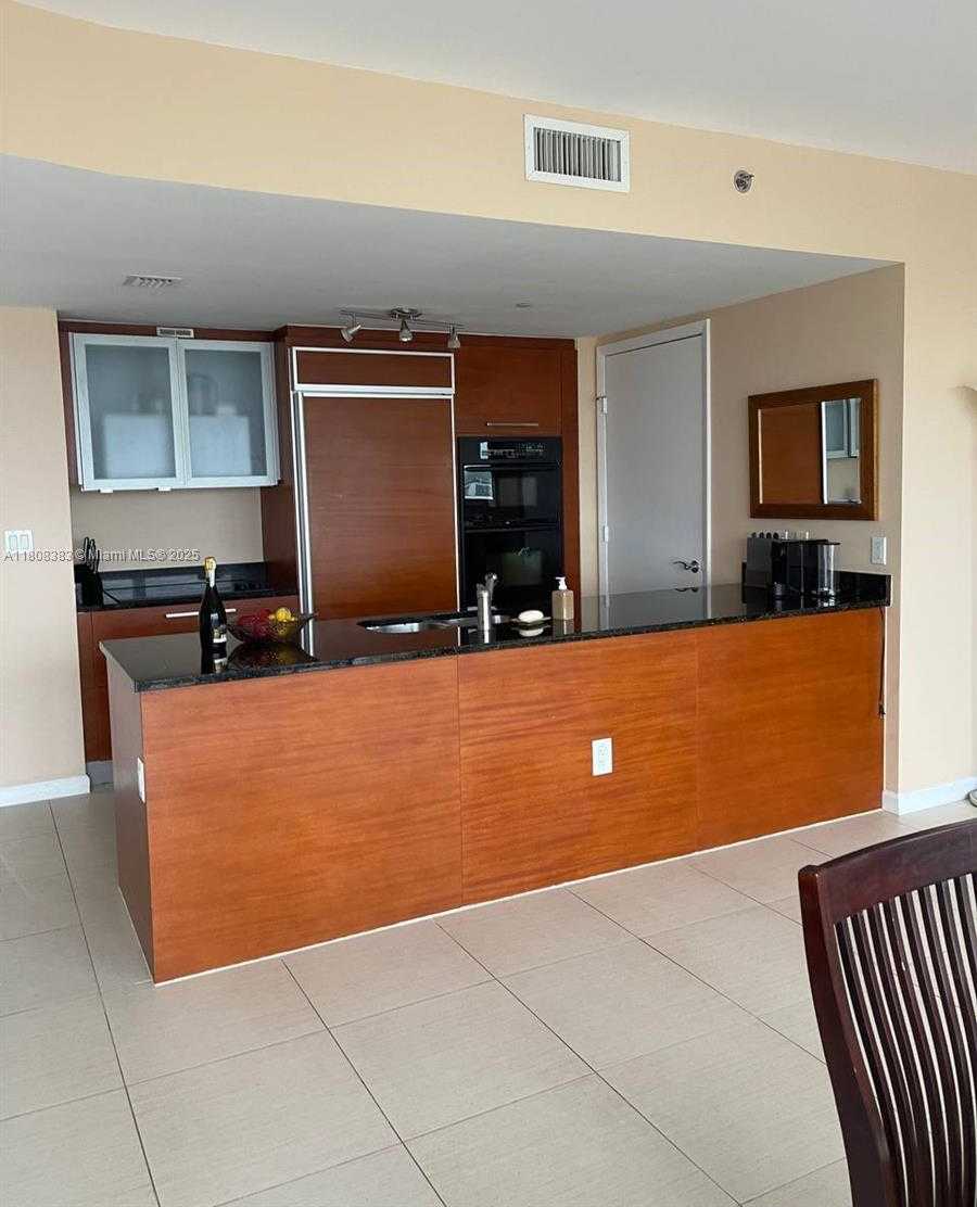 Small Image of 1830 SOUTH OCEAN DR #1807, Hallandale Beach Number 3