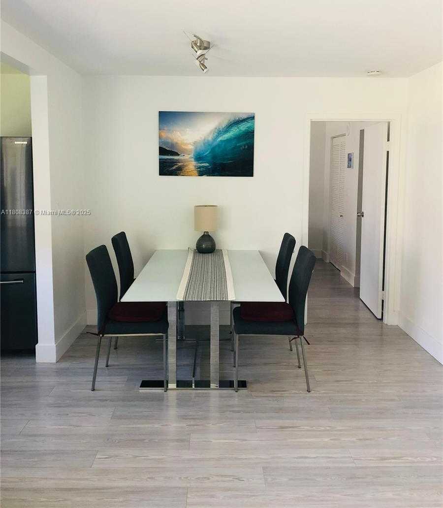 Small Image of 17021 NORTH BAY RD #721, Sunny Isles Beach Number 7