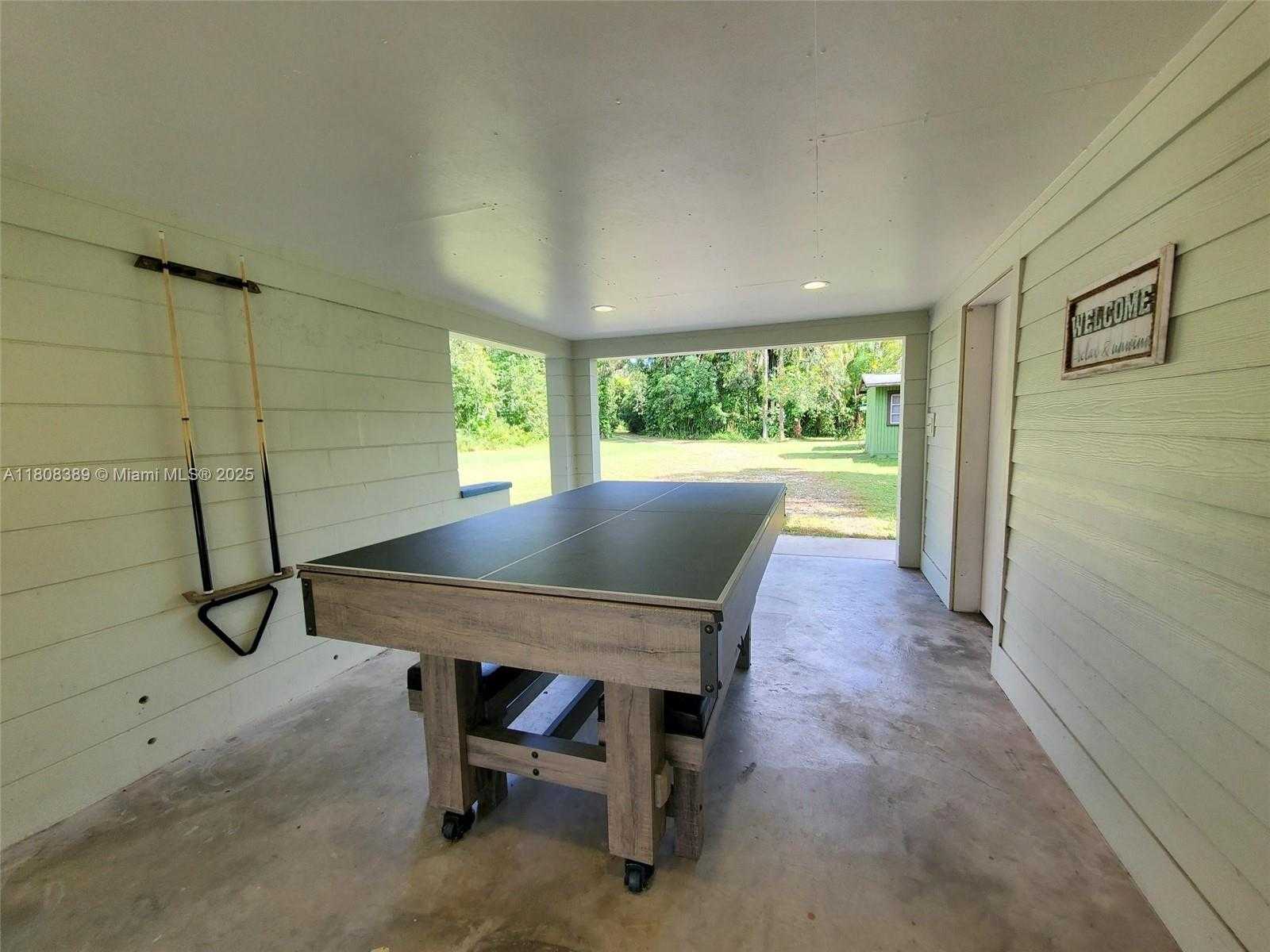 Small Image of 671 LIVE OAK LN, La Belle Number 41