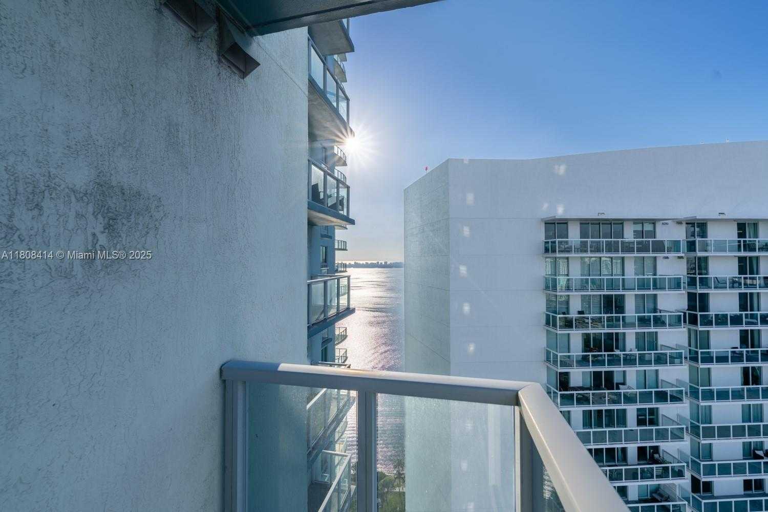 Small Image of 1900 NORTH BAYSHORE DR #3809, Miami Number 15