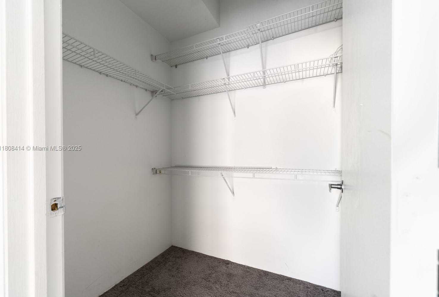 Small Image of 1900 NORTH BAYSHORE DR #3809, Miami Number 17