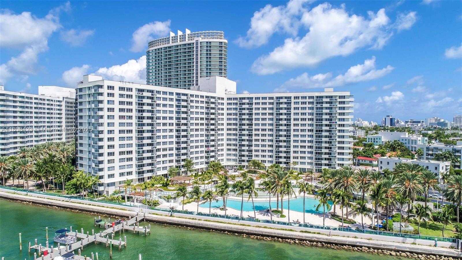 Small Image of 1500 BAY RD #1534S, Miami Beach Number 3
