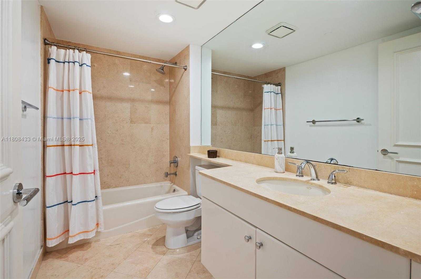 Small Image of 765 CRANDON BLVD #407, Key Biscayne Number 32