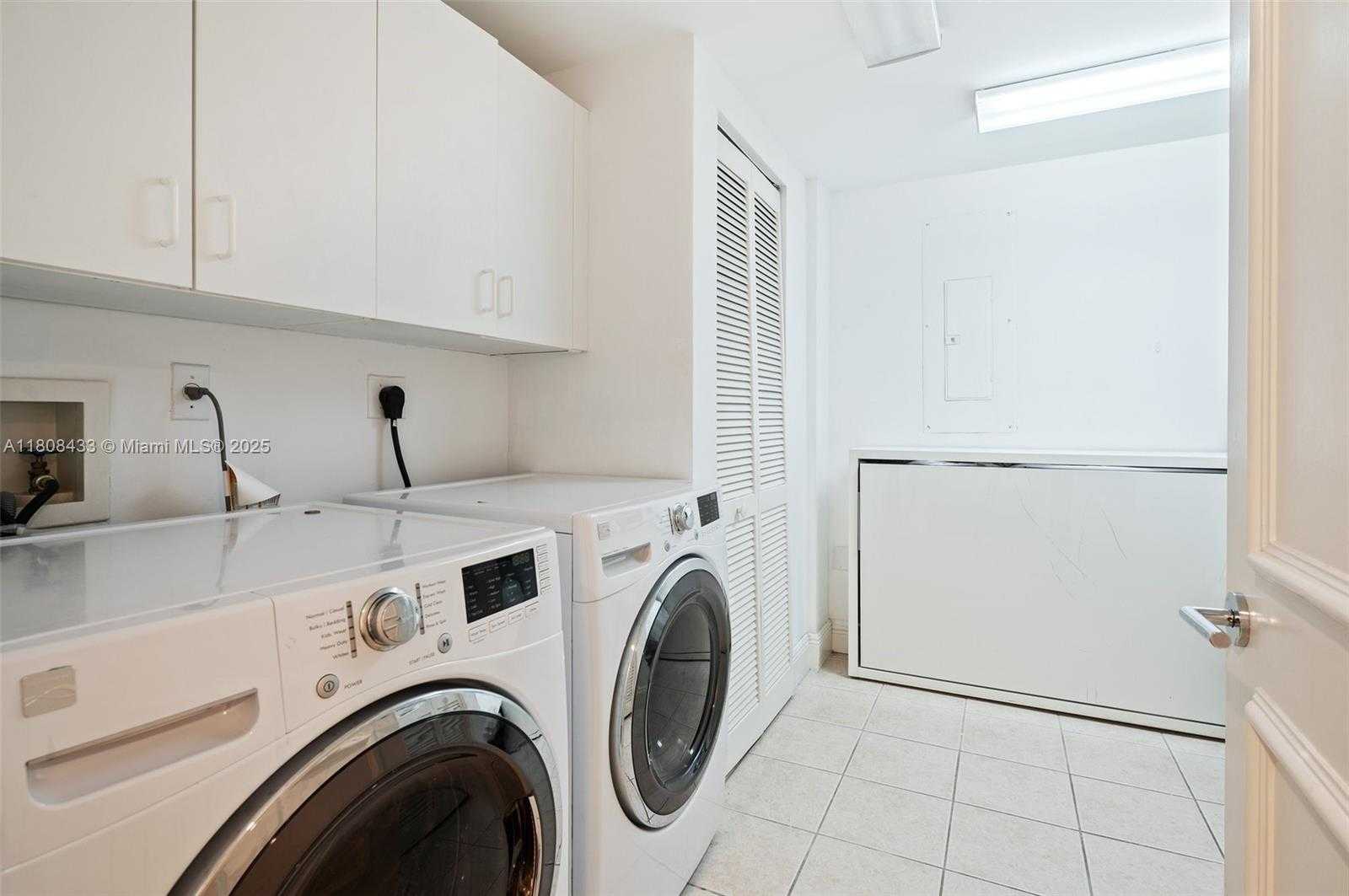 Small Image of 765 CRANDON BLVD #407, Key Biscayne Number 33