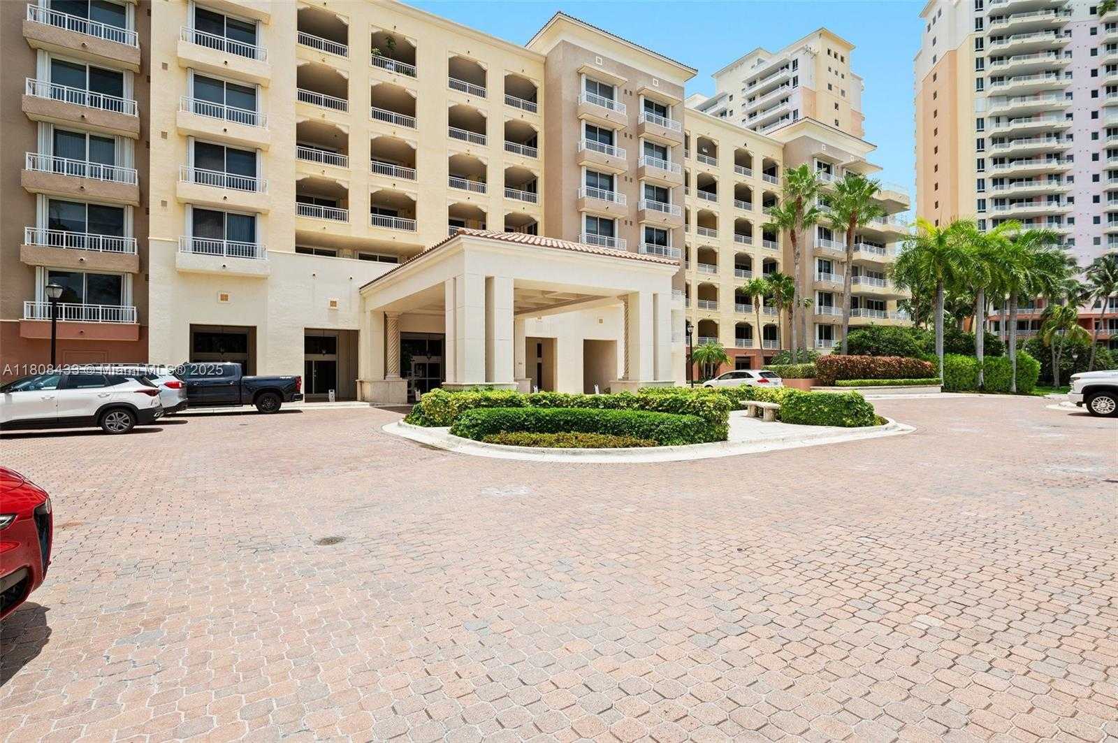 Small Image of 765 CRANDON BLVD #407, Key Biscayne Number 35