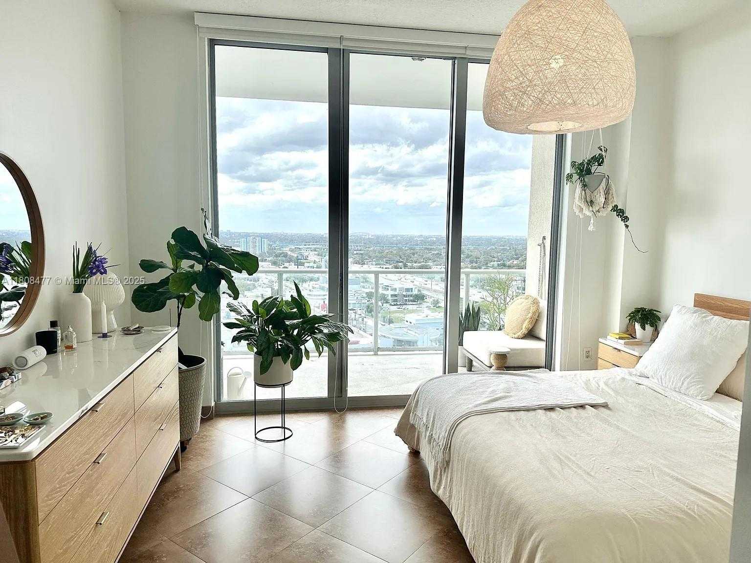 Small Image of 3470 EAST COAST AVE #H1805, Miami Number 8