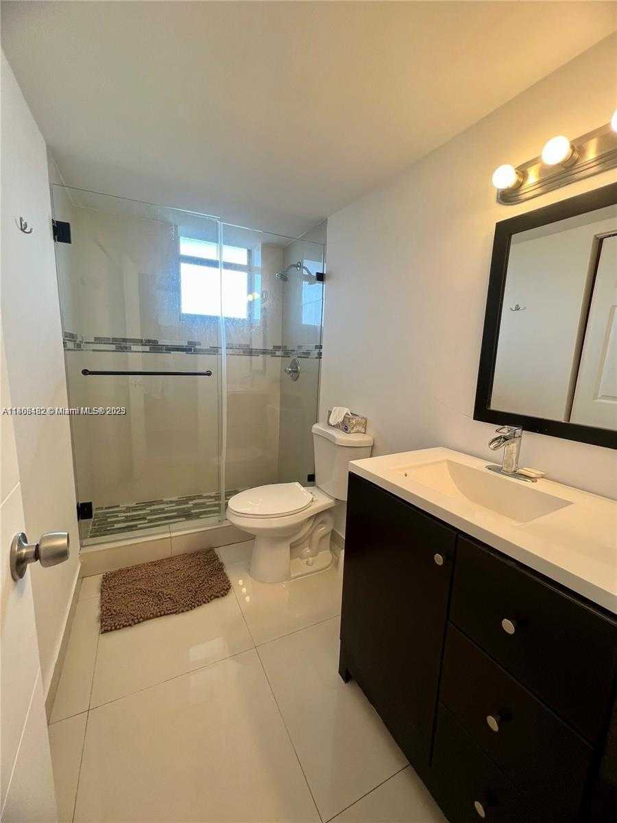Small Image of 2903 NORTH MIAMI BEACH BLVD #906, North Miami Beach Number 5