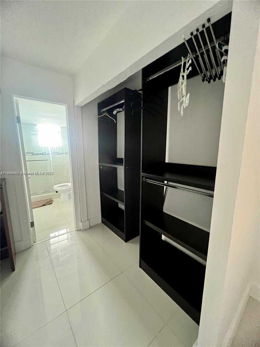 Small Image of 2903 NORTH MIAMI BEACH BLVD #906, North Miami Beach Number 6