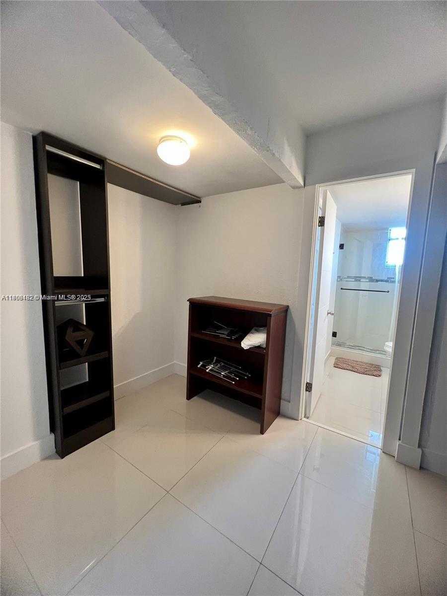 Small Image of 2903 NORTH MIAMI BEACH BLVD #906, North Miami Beach Number 7