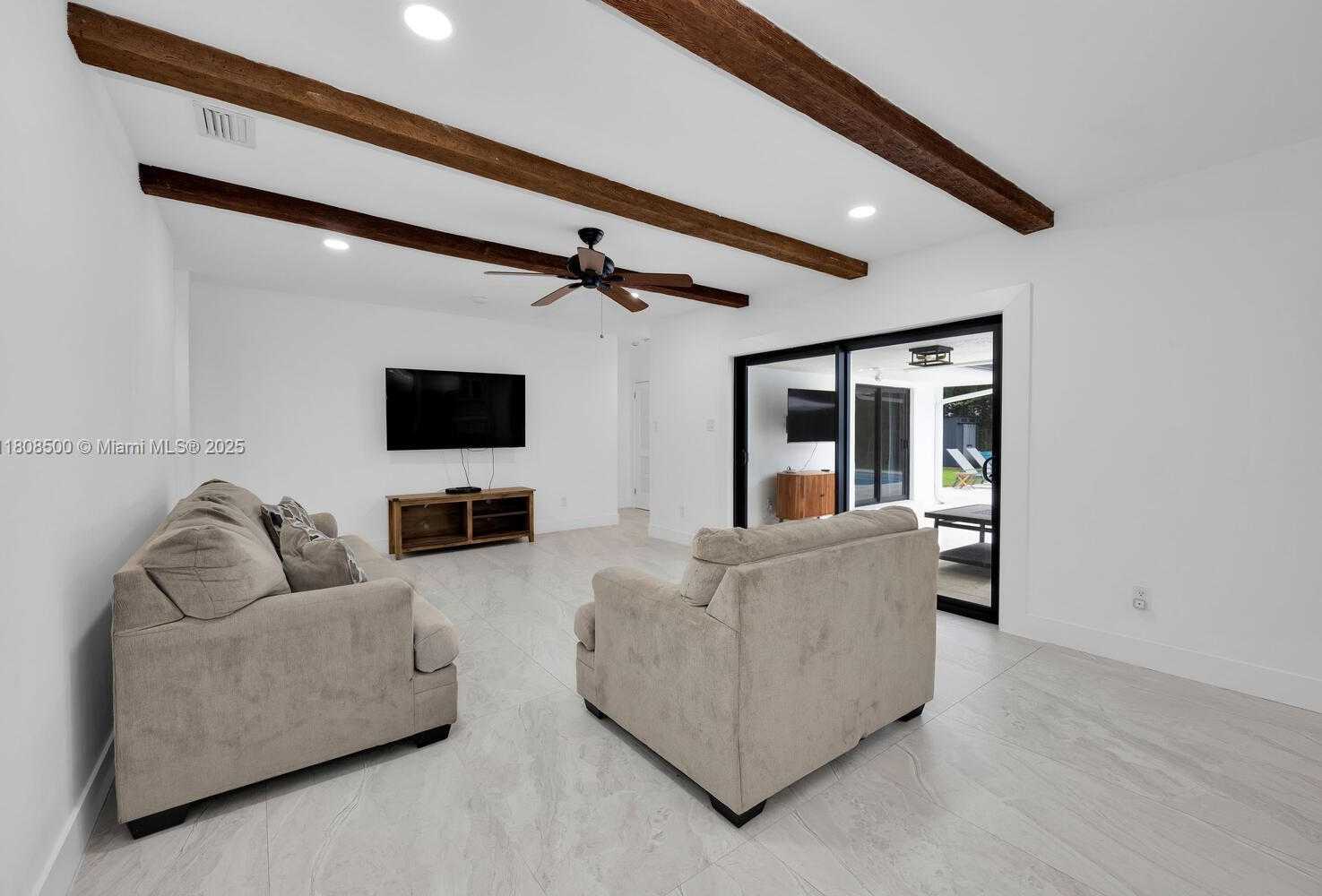 Small Image of 6860 SOUTH WEST 99TH TER, Pinecrest Number 15