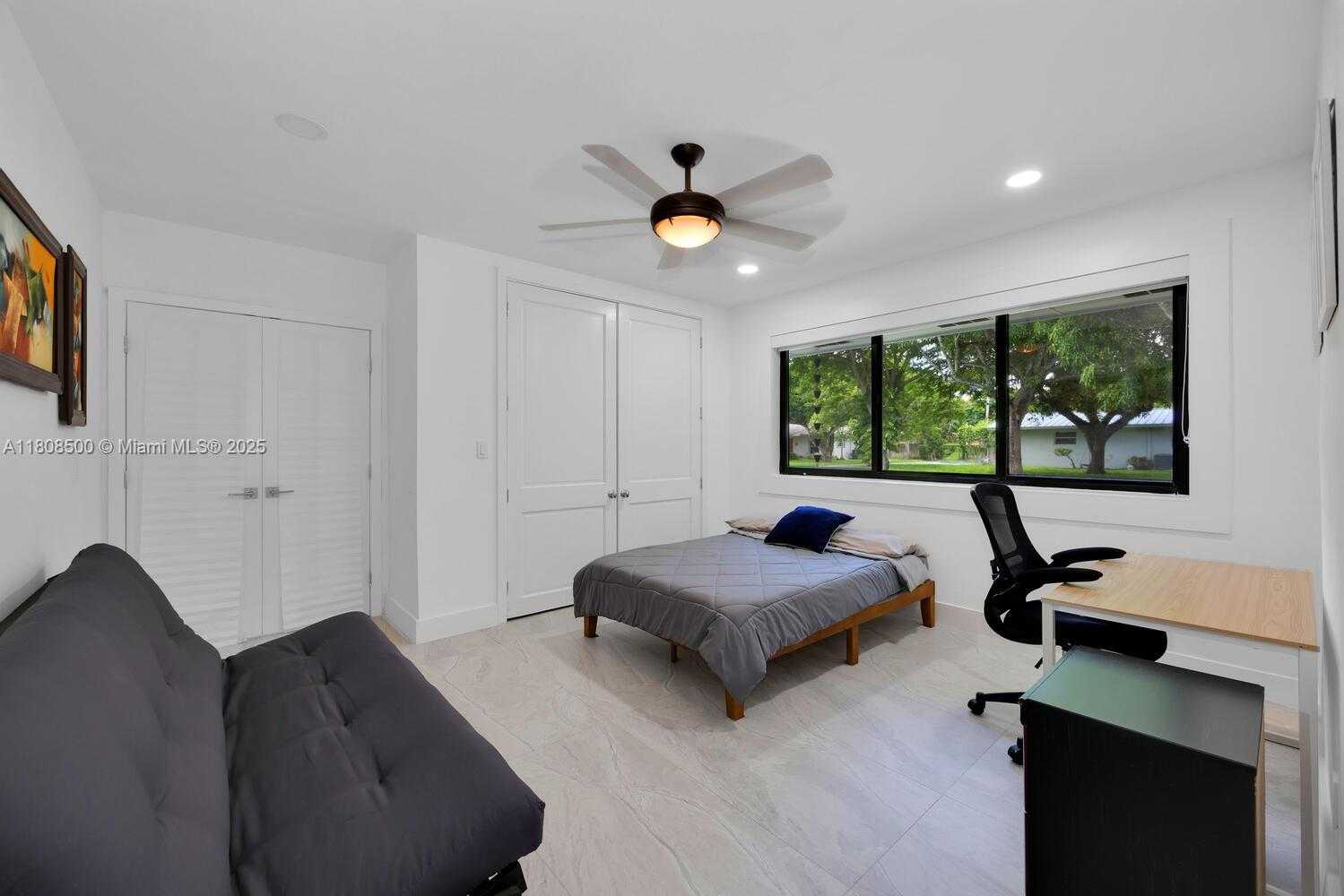 Small Image of 6860 SOUTH WEST 99TH TER, Pinecrest Number 29