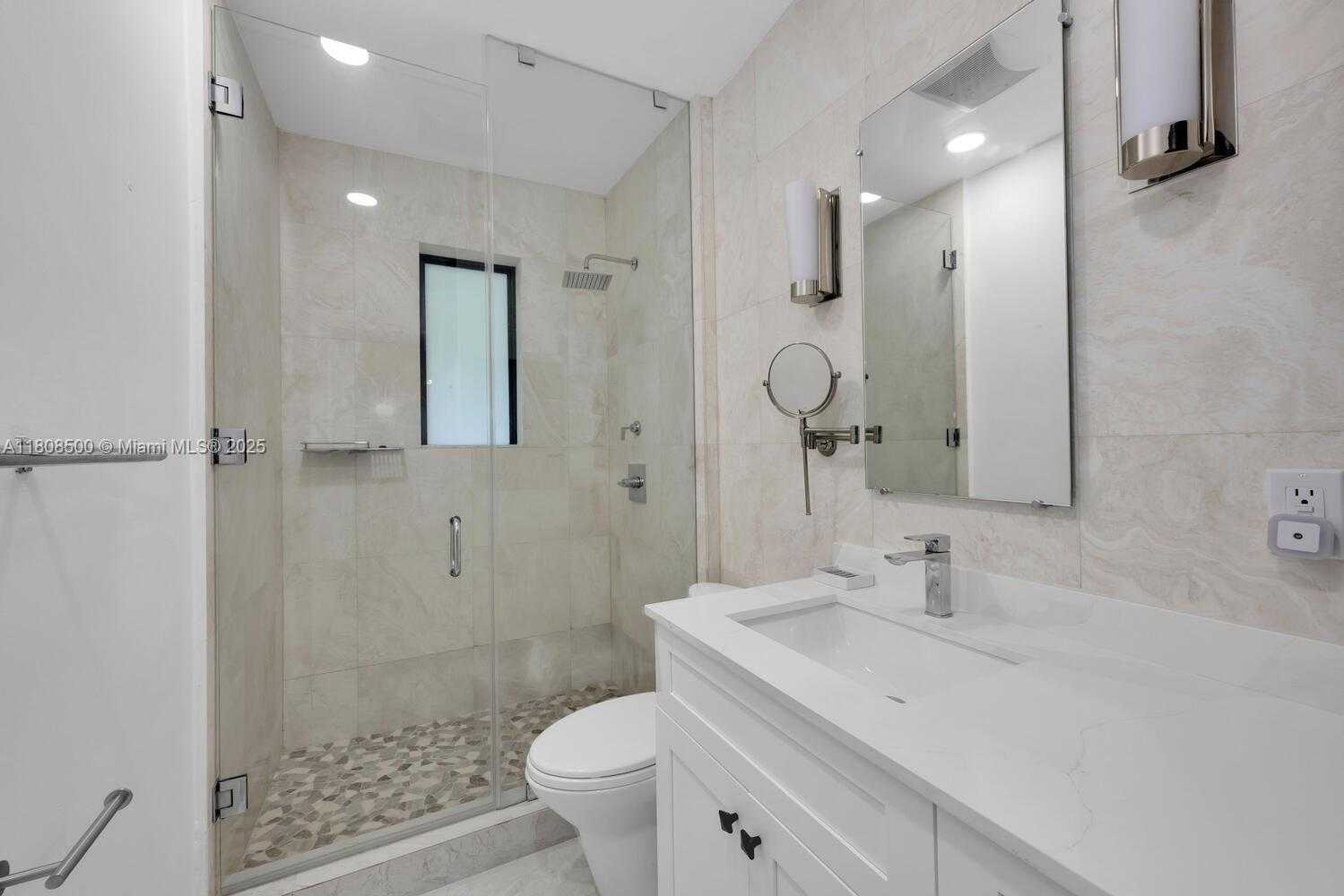 Small Image of 6860 SOUTH WEST 99TH TER, Pinecrest Number 30