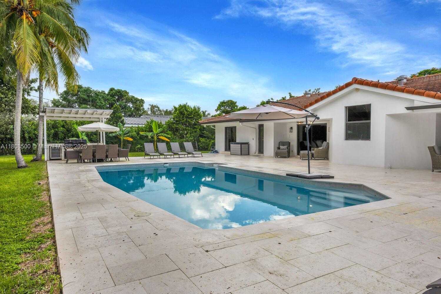 Small Image of 6860 SOUTH WEST 99TH TER, Pinecrest Number 36