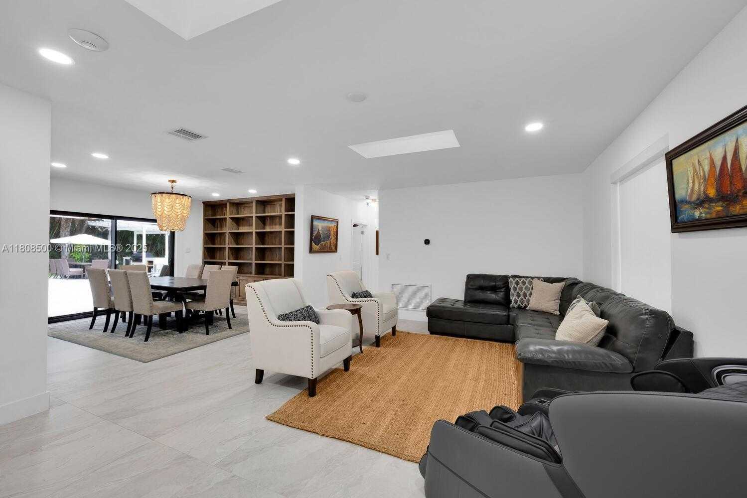 Small Image of 6860 SOUTH WEST 99TH TER, Pinecrest Number 6