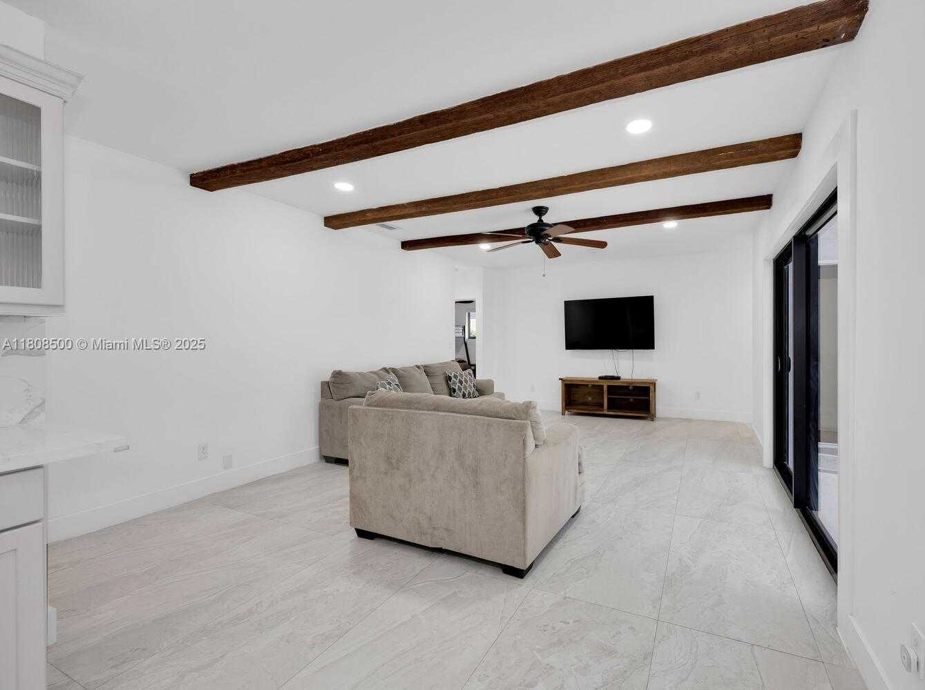 Small Image of 6860 SOUTH WEST 99TH TER, Pinecrest Number 9
