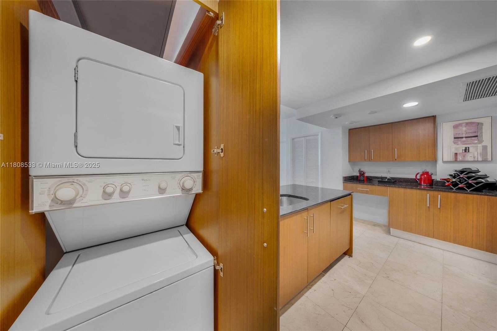 Small Image of 10275 COLLINS AVE #1507, Bal Harbour Number 16